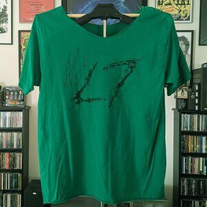 L7 Bone Hands Logo Custom T-Shirt Size Large ~ Vintage Style Punk Rock